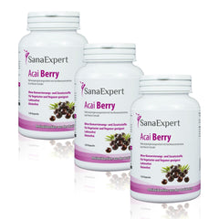 Drei Flaschen SanaExpert Acai Berry Nahrungsergänzungsmittel nebeneinander angeordnet auf weißem Hintergrund.