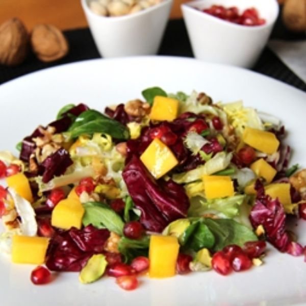 Ensalada-Verano-ComeSaludable-ComeSano-LeberVital-SanaExpert-Suplementos-Nutricionales-Alimenticios-Frutas-Vegetales-Naturales